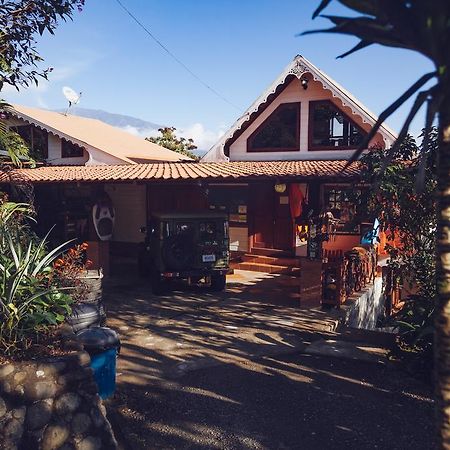 Hostel Spanish By The River - Turrialba Exterior foto