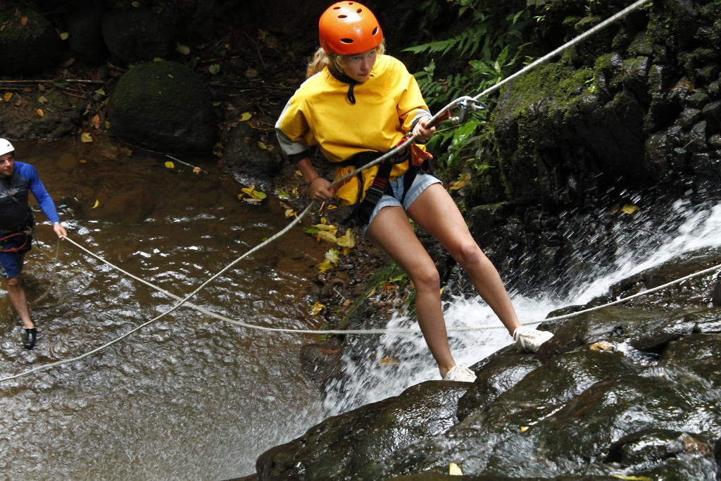 Hostel Spanish By The River - Turrialba Exterior foto